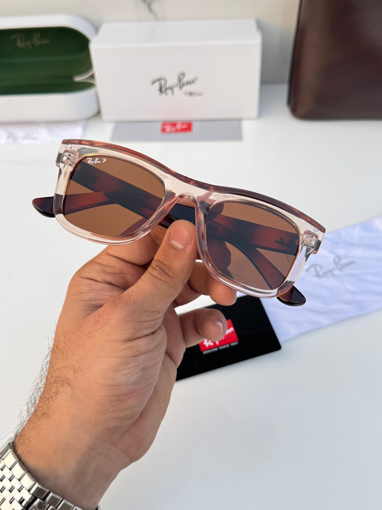 RAYBAN Sunglass